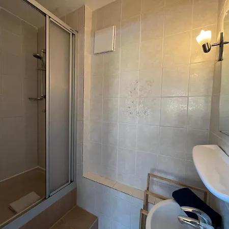 Maisonette Dhh Zugspitzblick Mit Eigenem Garten Apartment *