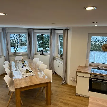 Apartment Maisonette Dhh Zugspitzblick Mit Eigenem Garten *