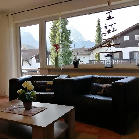 Apartment Maisonette Dhh Zugspitzblick Mit Eigenem Garten *