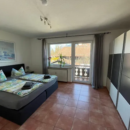 Maisonette Dhh Zugspitzblick Mit Eigenem Garten Апартаменты *