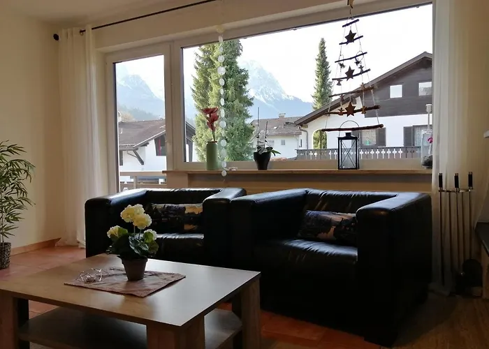 Apartmán Maisonette Dhh Zugspitzblick Mit Eigenem Garten *